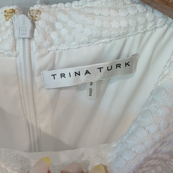 Trina Turk White Textured Mini Dress Size 2 - Picture 4 of 10